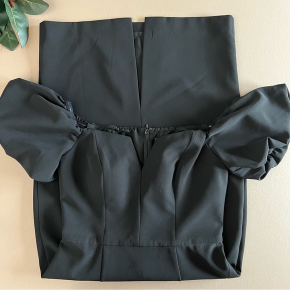 Vince Camuto Sleek Black Off Shoulder Sheath Dress - Picture 3 of 16